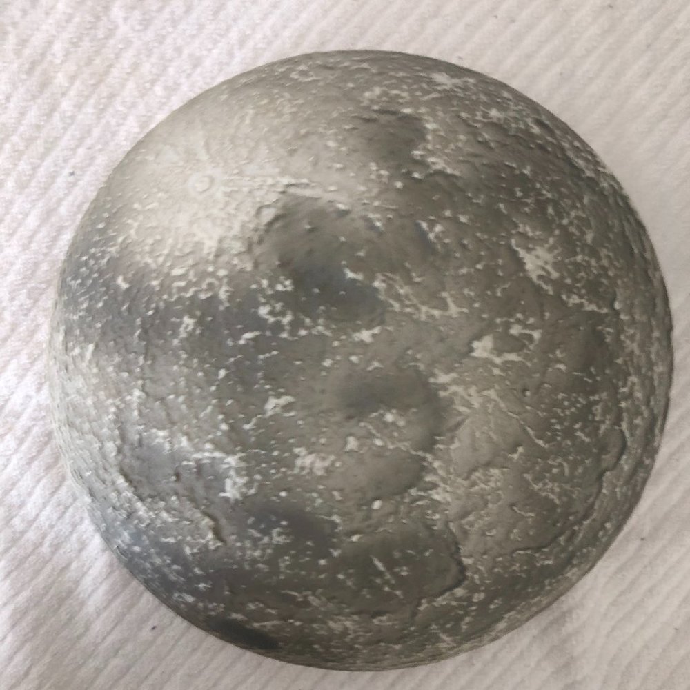 Moon in My Room Uncle Milton Lunar Phases No Remote (2009) Nightlight Wall Lamp